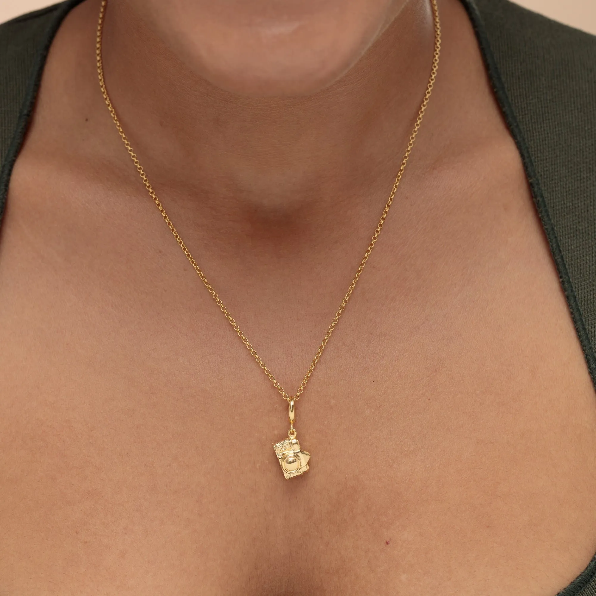 Gold Plated Vintage Camera Necklace